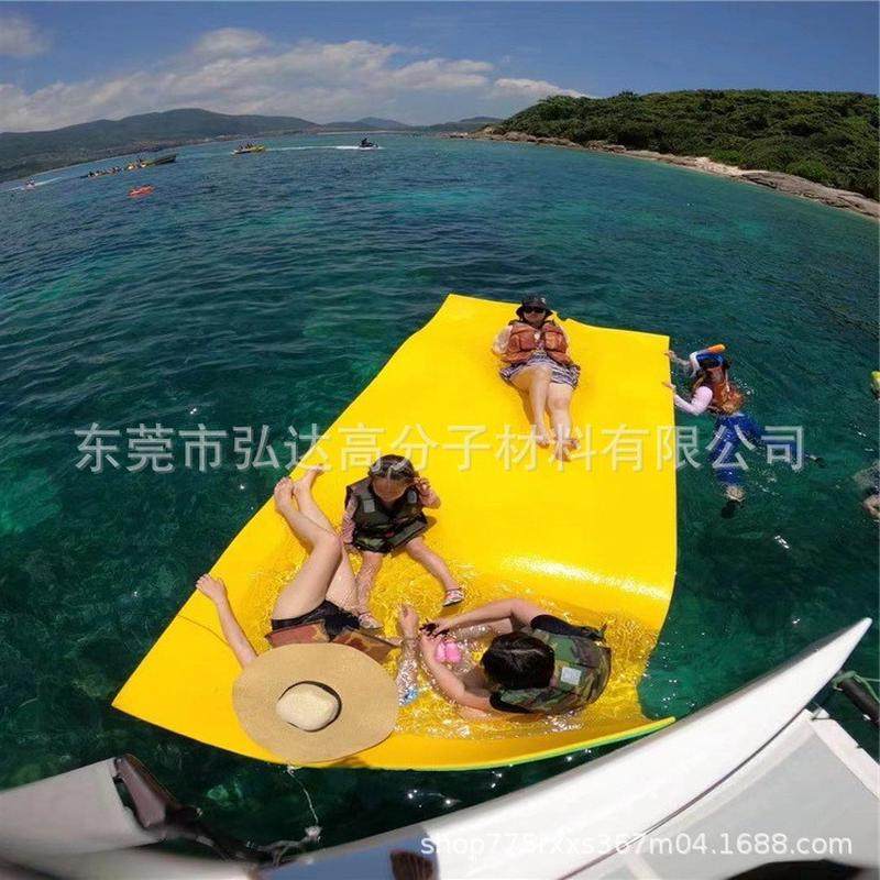 户外水上浮毯海上漂浮垫水床冲浪板活动浮板魔毯泳池XPE海绵垫