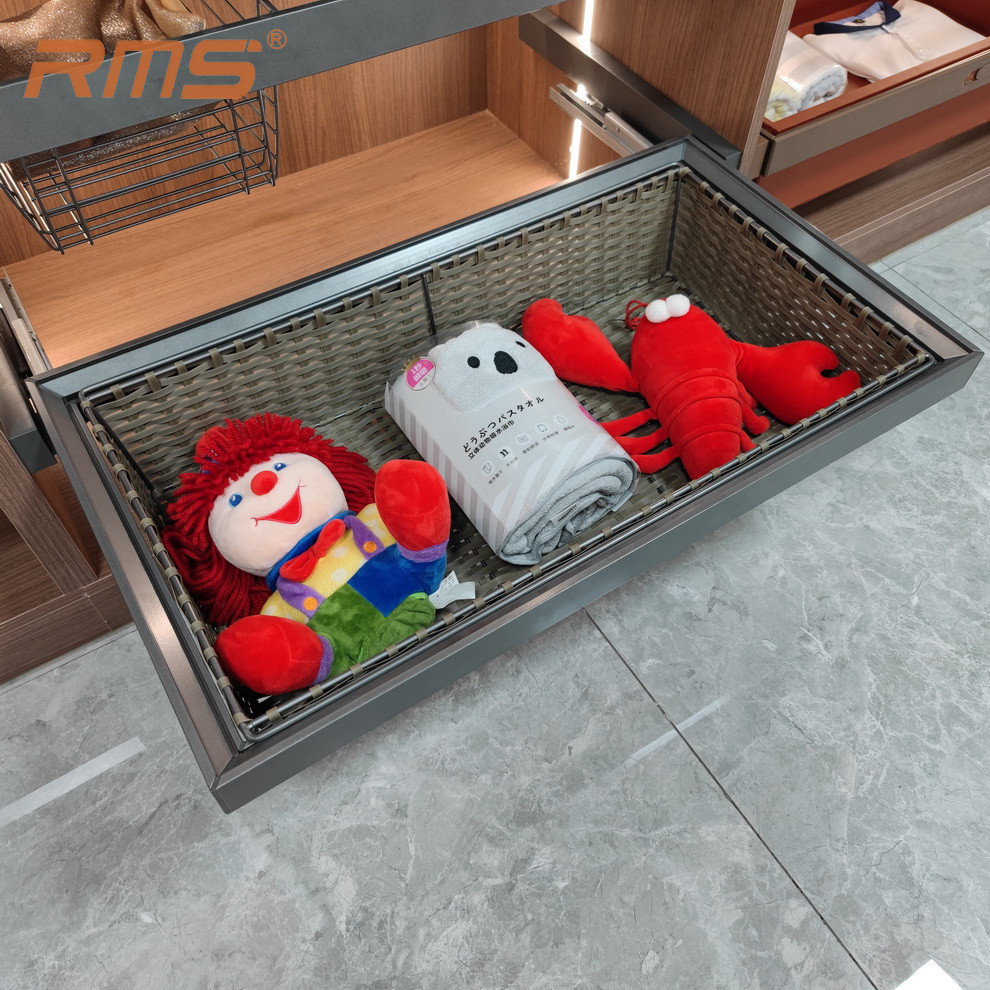 衣柜抽屉式藤篮推拉伸缩衣帽间衣物防潮藤制篮子静音阻尼滑轨收纳