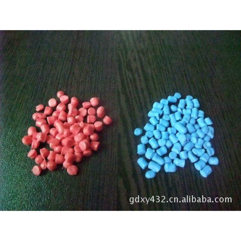 热销现货量大批发红色料pvc颗粒注塑新蓝色挤出胶粒