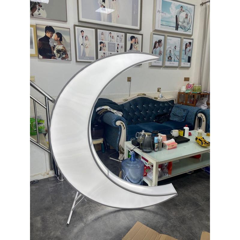 婚庆铁艺道具发光婚礼灯箱路引月亮现场场景布置贴膜舞台背景摆件
