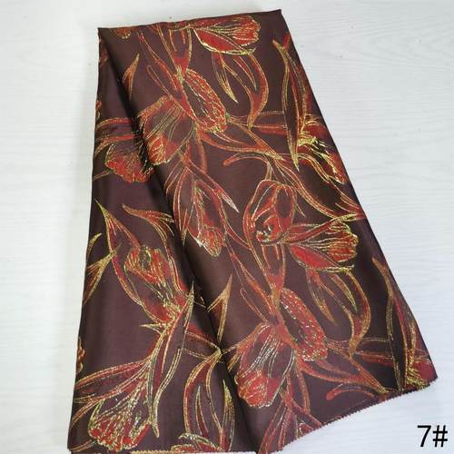 新丝绫精美面料金属丝色织大提花花纹服装面料