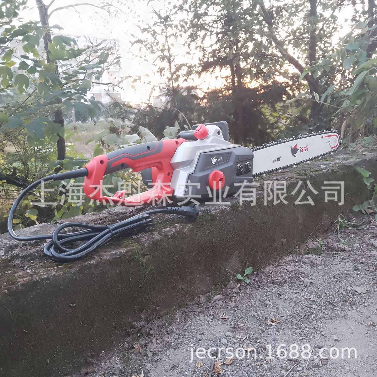热销谷鸽电锯g-818插电款电锯园林伐木锯锯18寸木工家用电链锯砍