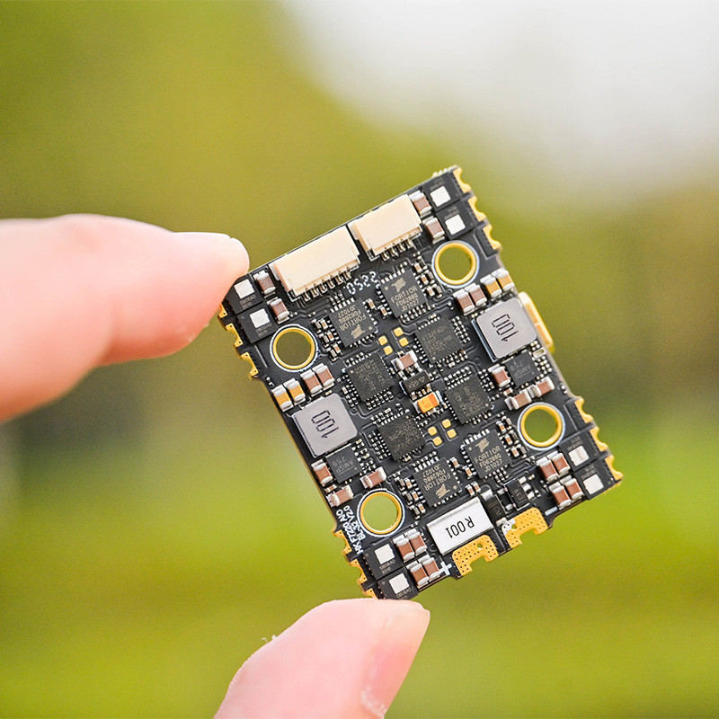 HAKRC F722 32位 50A AIO双BEC 2-6S飞控 穿越机飞控电调一体FPV
