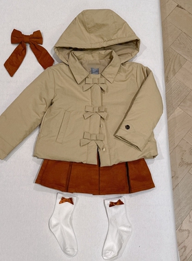 4-12出口女童蝴蝶结单排扣夹棉外套+条绒半松紧腰半裙+蝴蝶结发夹