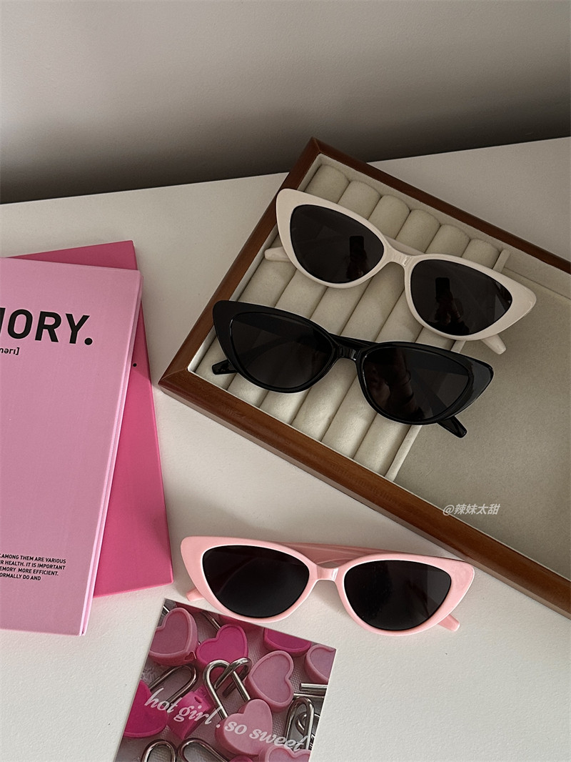 Jennie同款猫眼墨镜男女通用街拍小脸太阳镜遮阳防晒防紫外线眼镜