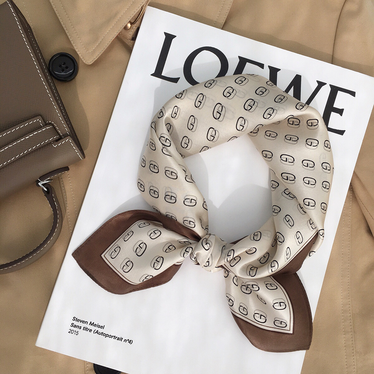 经典字母真丝丝巾领巾小方巾