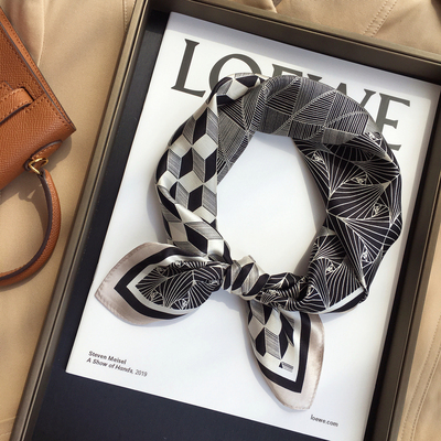 小溜家围巾桑蚕丝真丝几何拼接