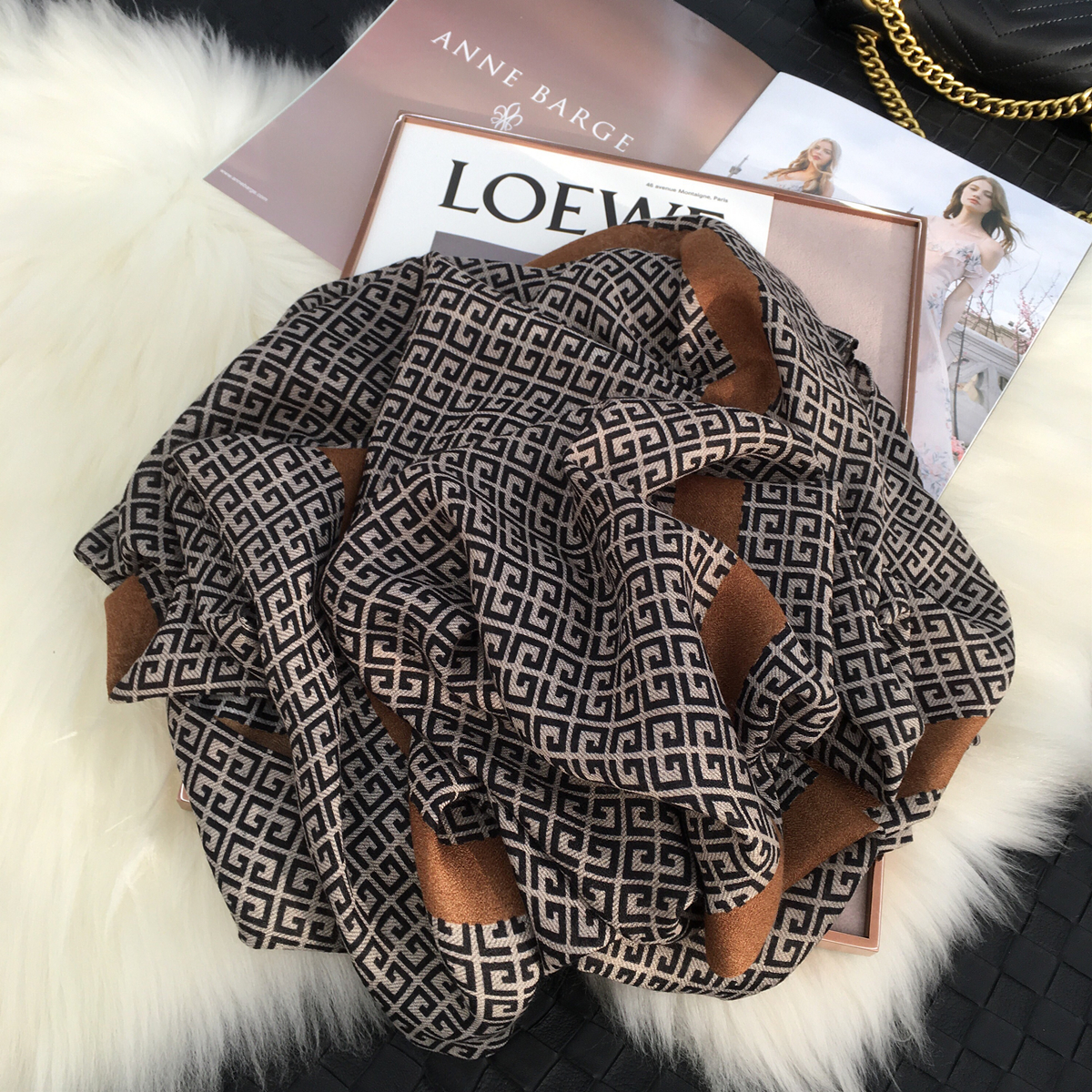 小溜家2025春季韩版百搭气质纱巾丝巾拼色迷宫格子棉麻围巾披肩女