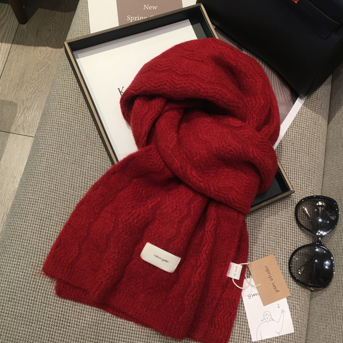 冬季新款百搭纯色波浪纹羊毛混纺围巾女保暖披肩两用纯色围脖春秋