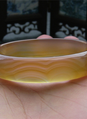 天然巴西纹理水润通透玛瑙手镯