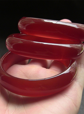 天然巴西玛瑙手镯玉髓