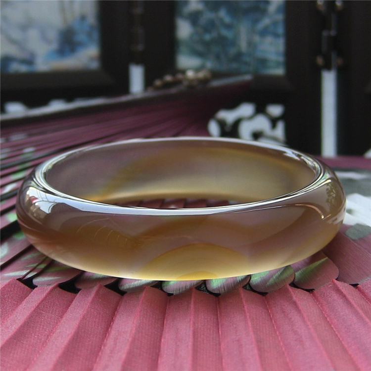 天然巴西玛瑙手镯/加厚不加宽.原色无优化/蜜糖色玉髓冰透荧光146