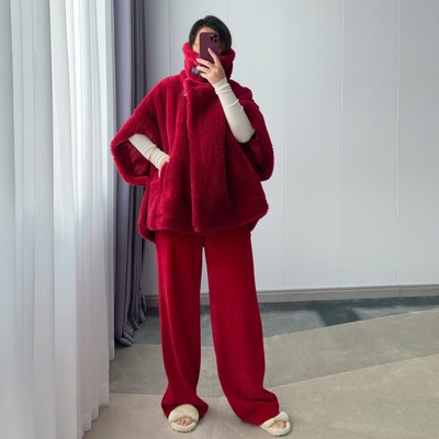 泰迪熊大衣短款斗篷外套红色披肩