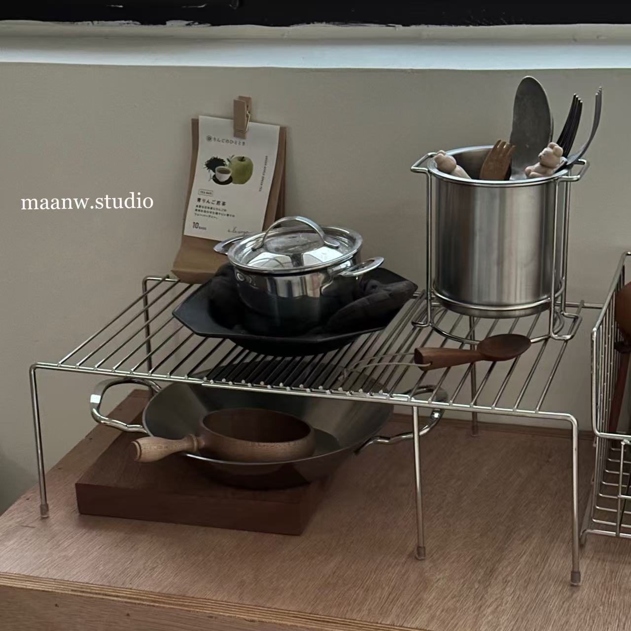 简约不锈钢台面分层置物架可调整