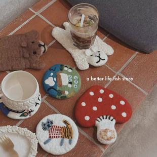 尼泊尔羊毛毡手工戳戳杯垫猫蘑菇小羊隔热垫拍照道具 store Fish
