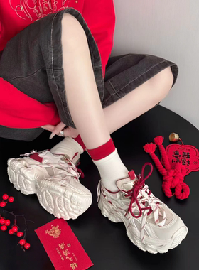 她致厚底增高绑带红色老爹鞋女休闲运动鞋2026春季新款女鞋3275