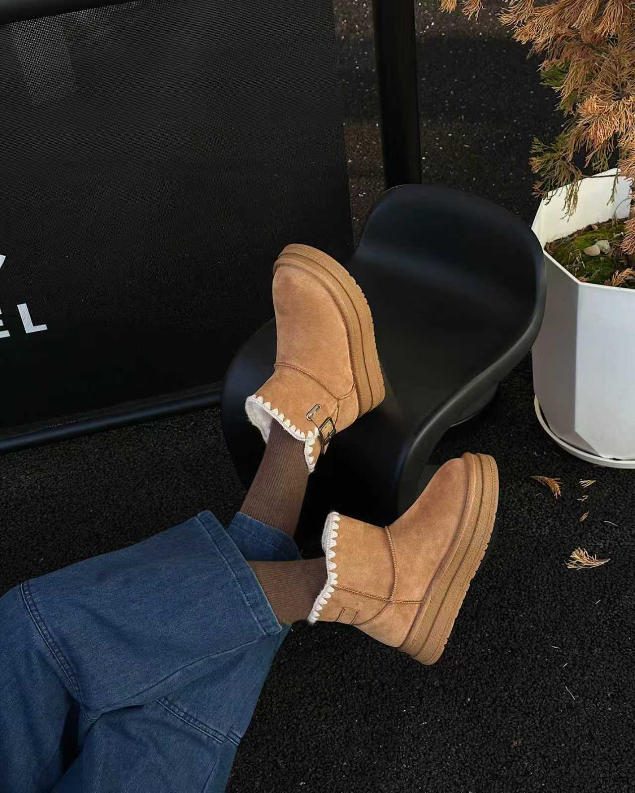 牛反绒毛圈厚底短靴2025新款加绒勃肯鞋保暖加厚雪地靴她致3160