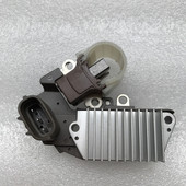 适用长安铃木天语SX4尚悦锐骑1.6雨燕1.5风云羚羊发电机调节器