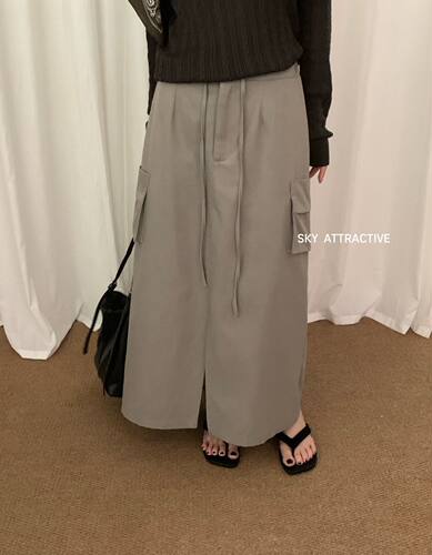 sky98978秋新款韩版宽松显瘦百搭休闲女工装口袋开叉半身裙长裙子