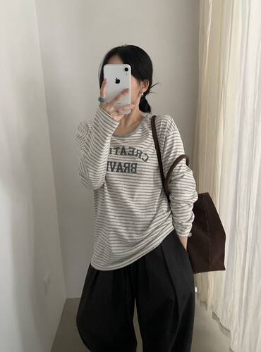 HXL83796秋季韩版宽松字母印花条纹长袖T恤女休闲慵懒风减龄上衣