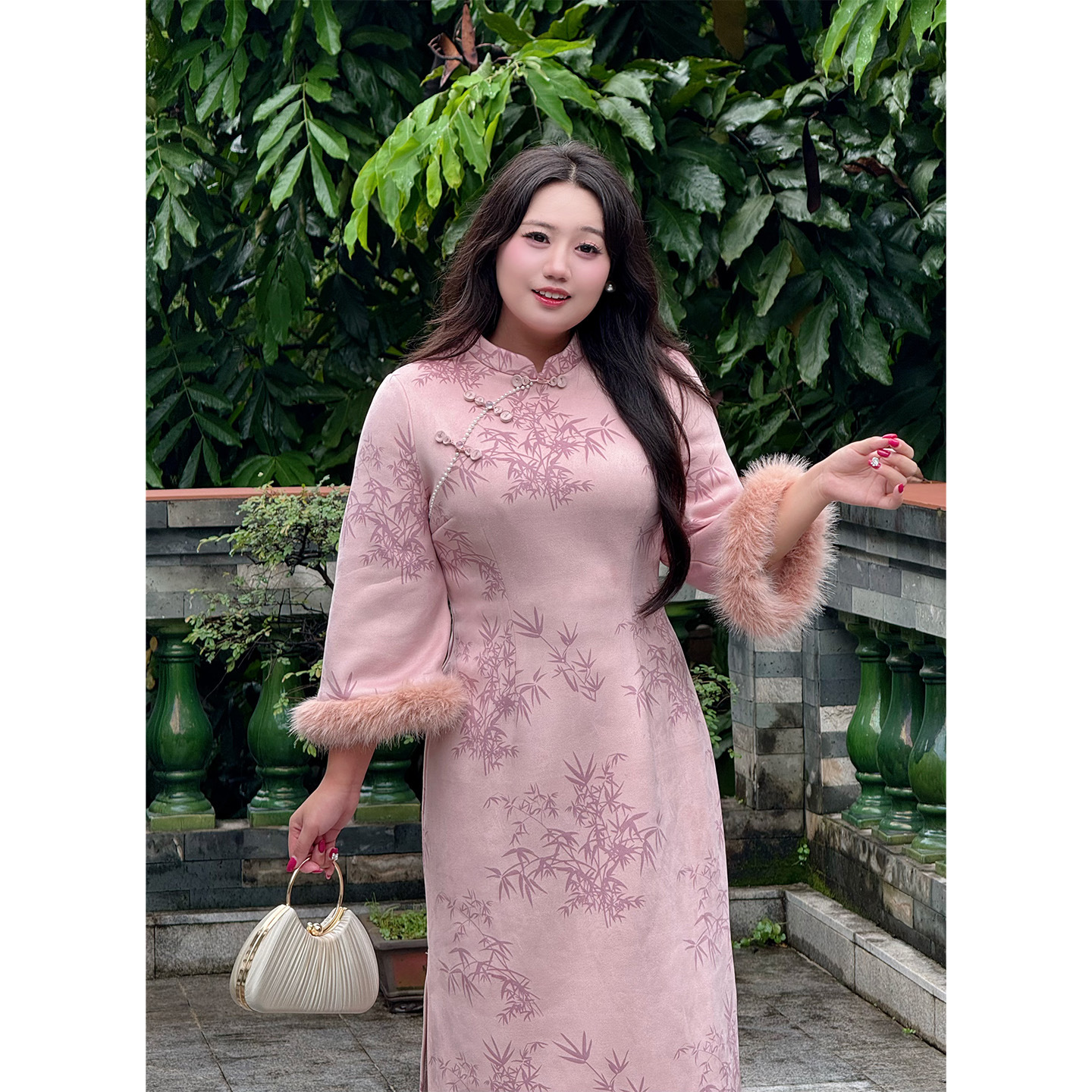 纤后大码胖mm新中式国风改良印花裙2025秋冬新款复古收腰大码旗袍