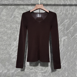 2025秋冬18针精纺全羊毛打底衫扬子纱V领60支无压感百搭羊毛衫女