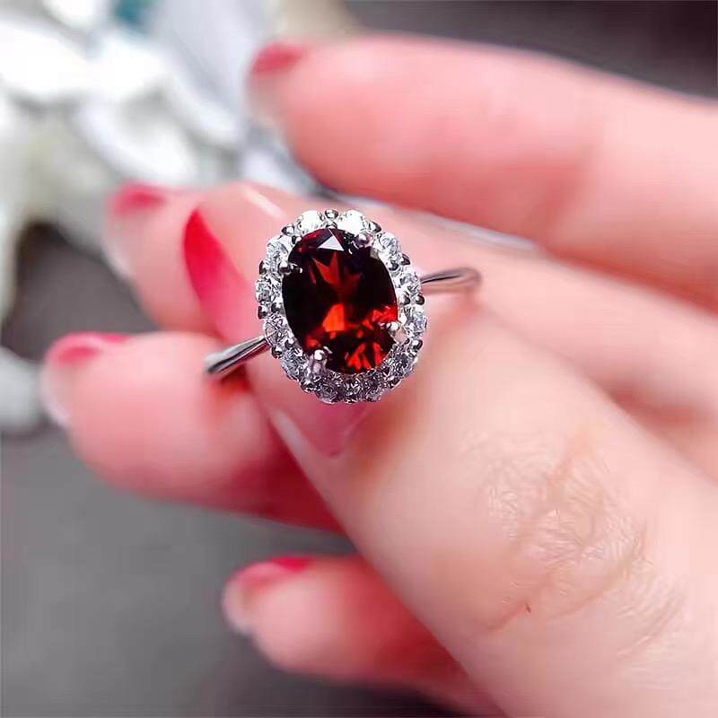 天然鸽血红色石榴石戒指女s925纯银简约轻奢风个性宝石开口地大