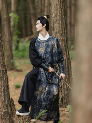 华姿仪赏圆领袍汉服男装