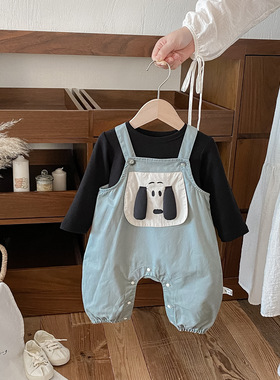 2025秋季新品婴幼儿卡通小狗背带裤男宝宝黑色打底衫洋气外出套装