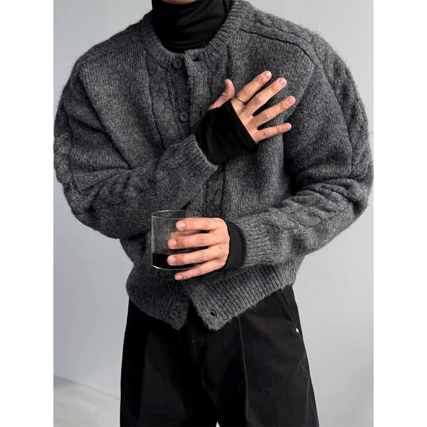 韩国东大门代购秋冬时尚轻熟百搭休闲麻花纹针织开衫男毛衣外套