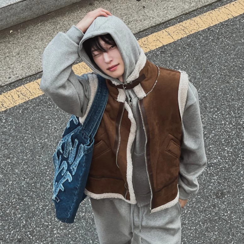 韩国代购高品皮毛一体马甲外套