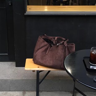 韩国代购东大门时尚潮流翻毛麂皮绒大容量单肩包百搭腋下托特包