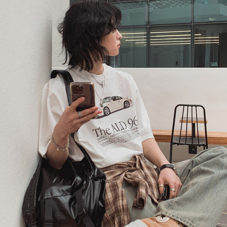 韩国东大门代购夏季时尚匹马复古老爷车数码印花短袖T恤衫男