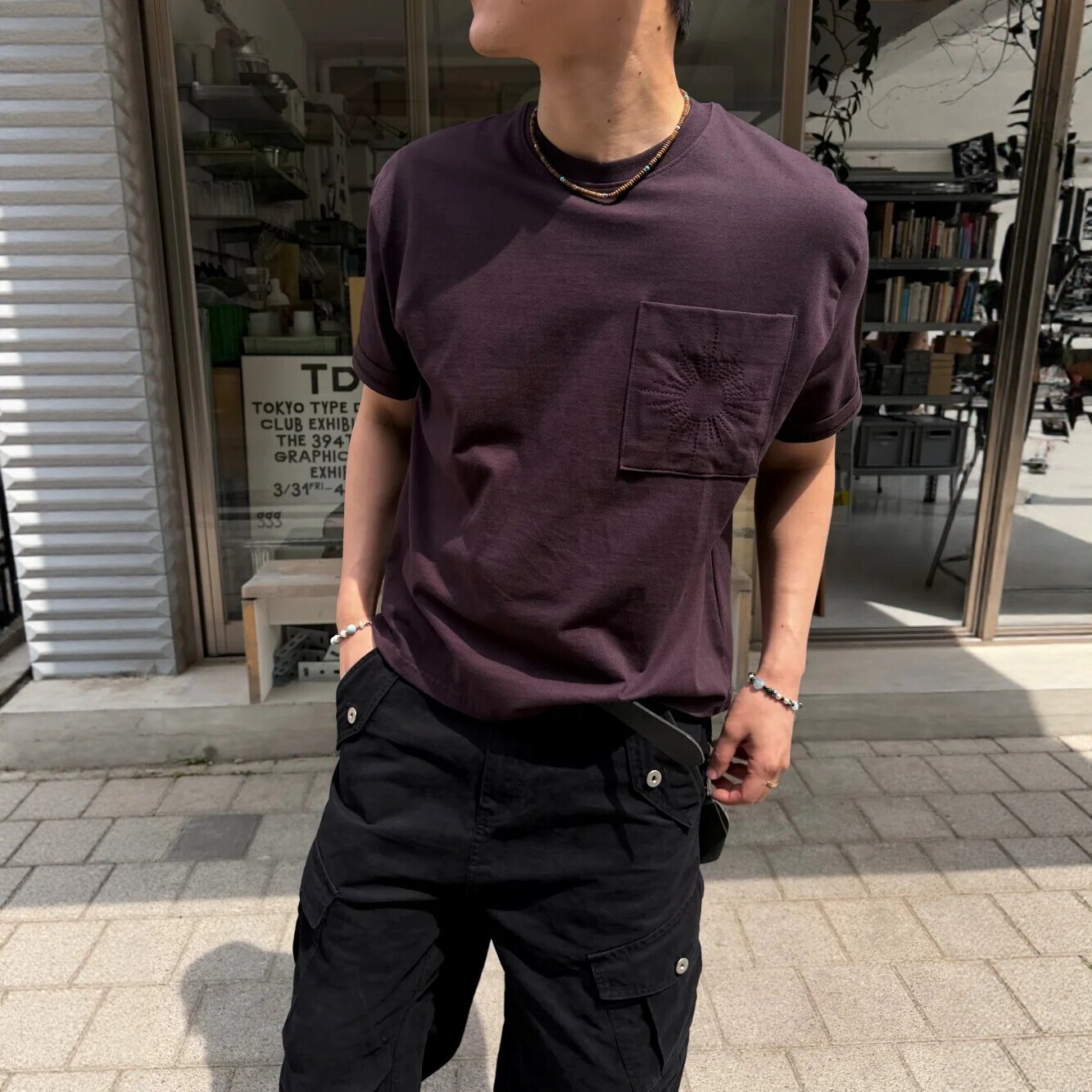 韩国东大门代购夏季时尚高品潮流个性单口袋刺绣设计短袖T恤衫男