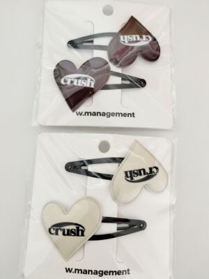 满88包邮 wmanagement皮质爱心发夹1对