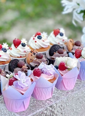 渐变紫色郁金香纸杯卷边花边杯一次淋膜白色防油烤箱耐高温麦芬杯