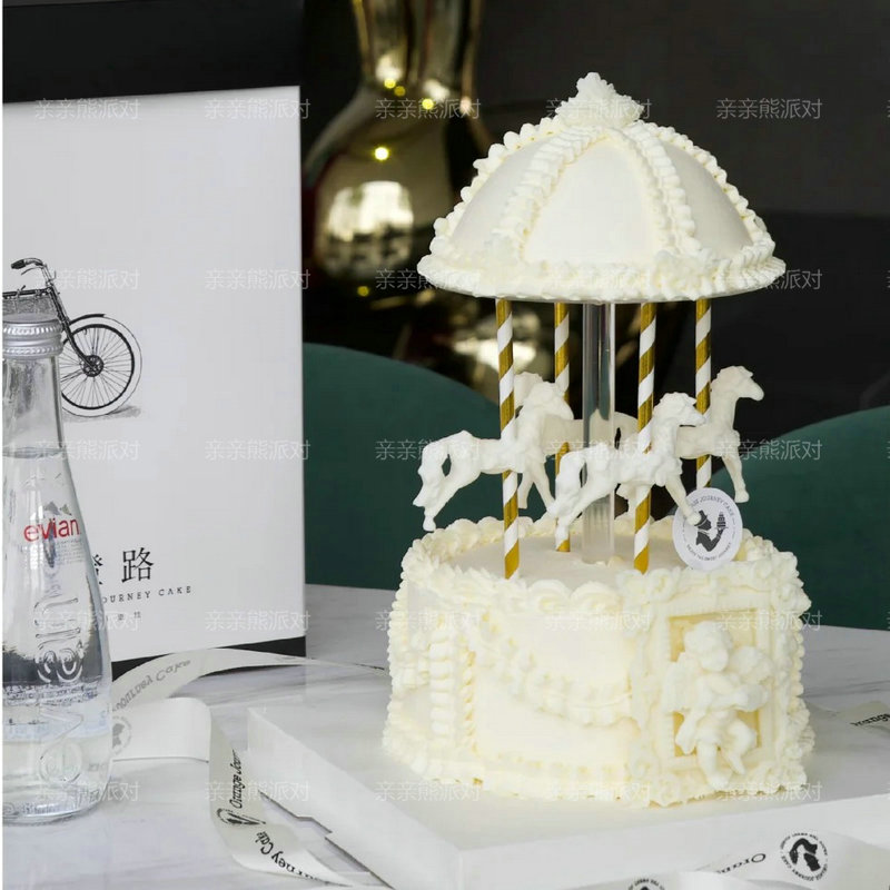 生日蛋糕装饰烘焙底托旋转木马