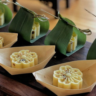 一次性船形小吃甜品纸托日式寿司三文鱼专用木质托盘烘焙茶点纸船