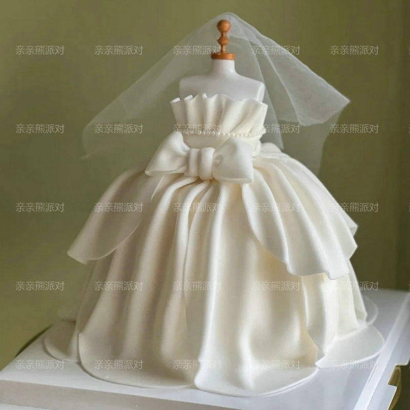 三八妇女节蛋糕摆件人体模特衣架