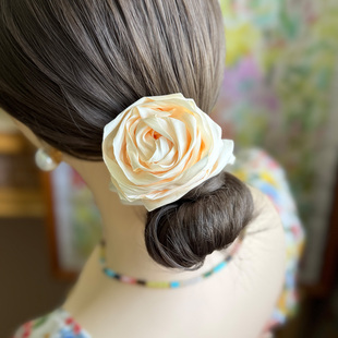 【手卷玫瑰发圈】丹麦caro立体风格布艺抓夹大号后脑勺盘发夹春夏