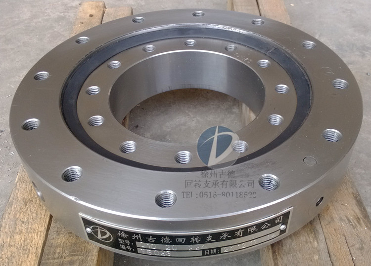 回转支承/转盘轴承  010.20.224