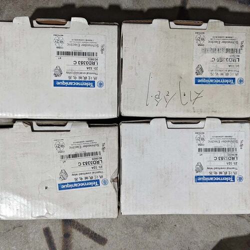 议价热过载继电器LRD3353C，3个，全新原装正品。具体