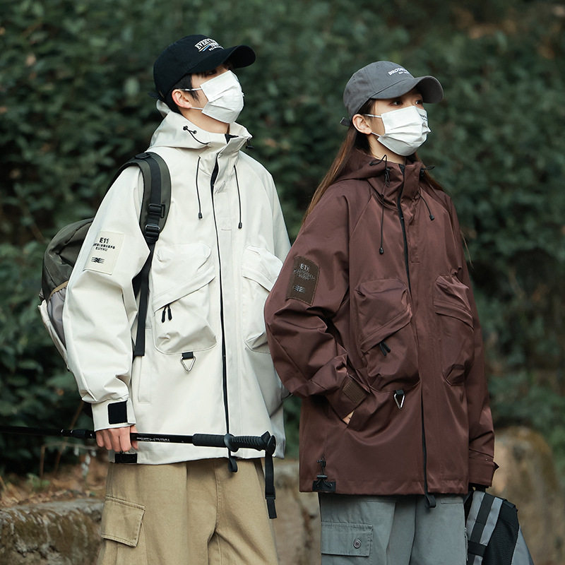 春秋新款户外工装风冲锋衣外套男女同款连帽潮牌日系百搭休闲