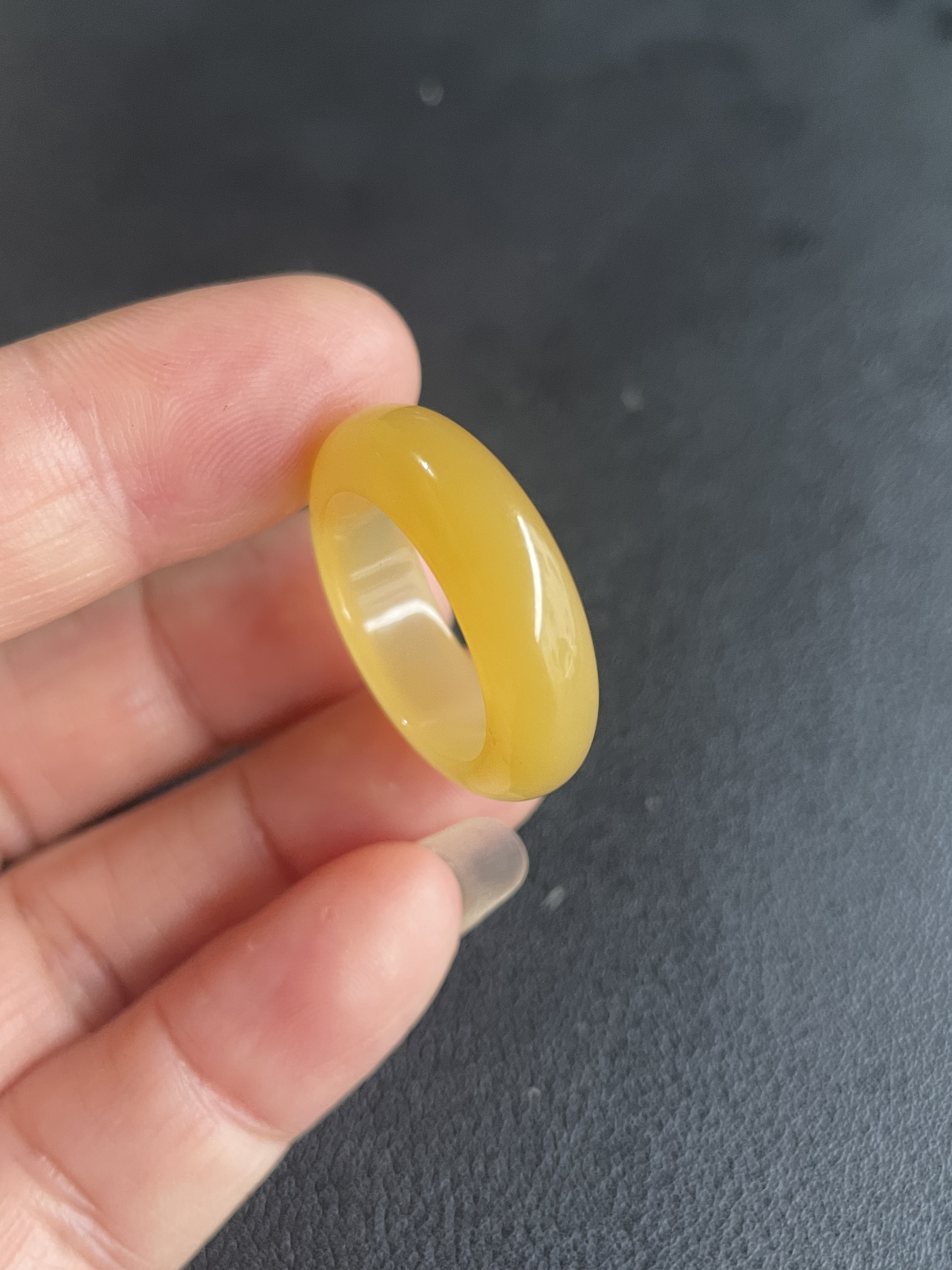 云南龙陵天然玉石黄龙玉鸡油黄老料戒指扳指卡17*6.6*4.2mm