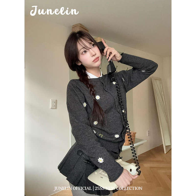 六月林 韩系简约温柔风百搭洋气花朵针织开衫小众设计感百褶裙女