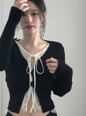 六月林 韩国博主同款黑色辣妹蕾丝拼接绑带假两件撞色女长袖上衣