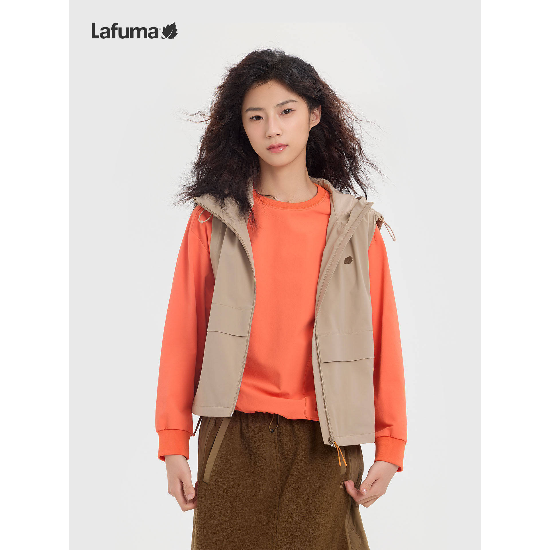 LAFUMA乐飞叶户外秋冬连帽防水防风cordura马甲女士运动马夹外套