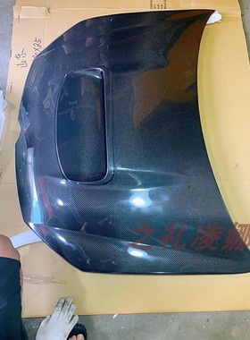 适用于大众高尔夫6碳纤维机盖  GTI R20碳纤维开孔引擎机盖