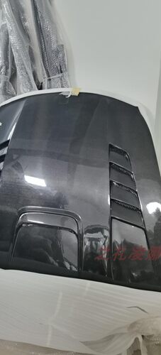 适用于保时捷帕纳梅拉970碳纤维机盖