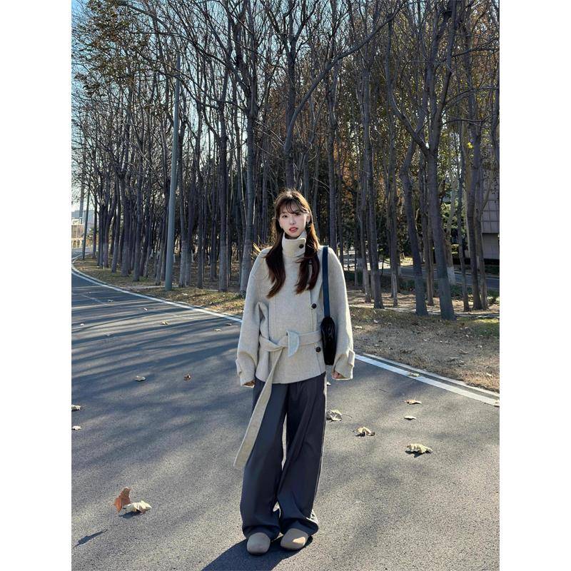 短款韩系呢子大衣女2024新款秋冬季高级感毛呢外套小个子冬天气质